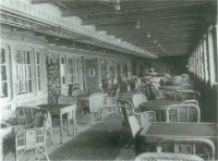 Le Caf Parisien
